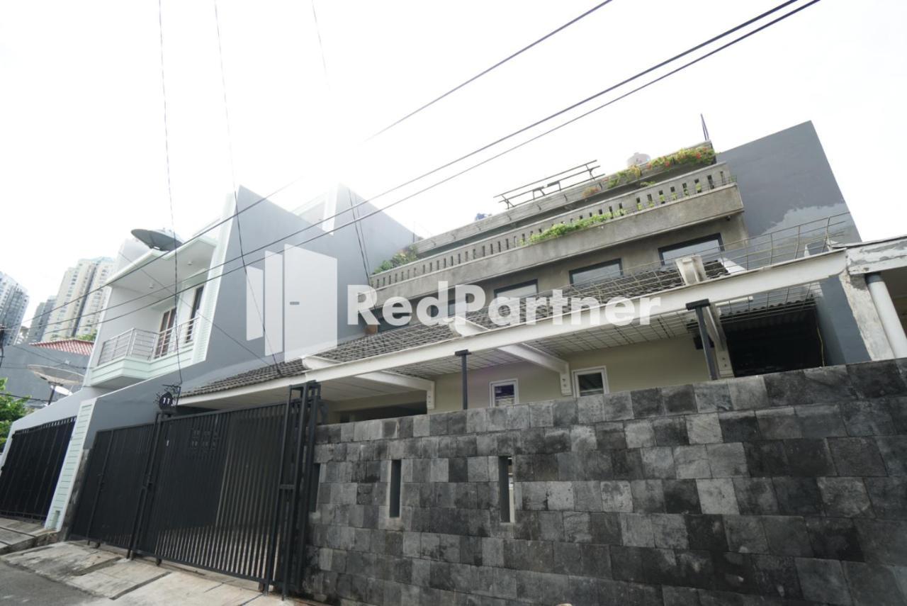 Hotel Tomang Gelong Syariah Mitra Reddoorz 2*