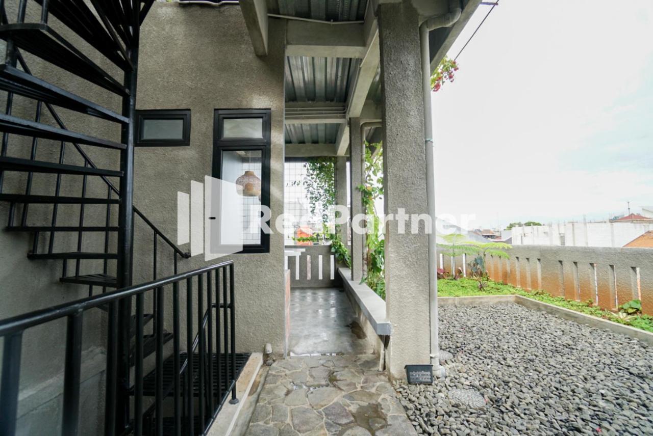 Tomang Gelong Syariah Mitra Reddoorz 2* Jakarta