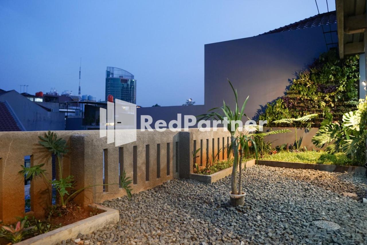 Tomang Gelong Syariah Mitra Reddoorz Hotel Jakarta