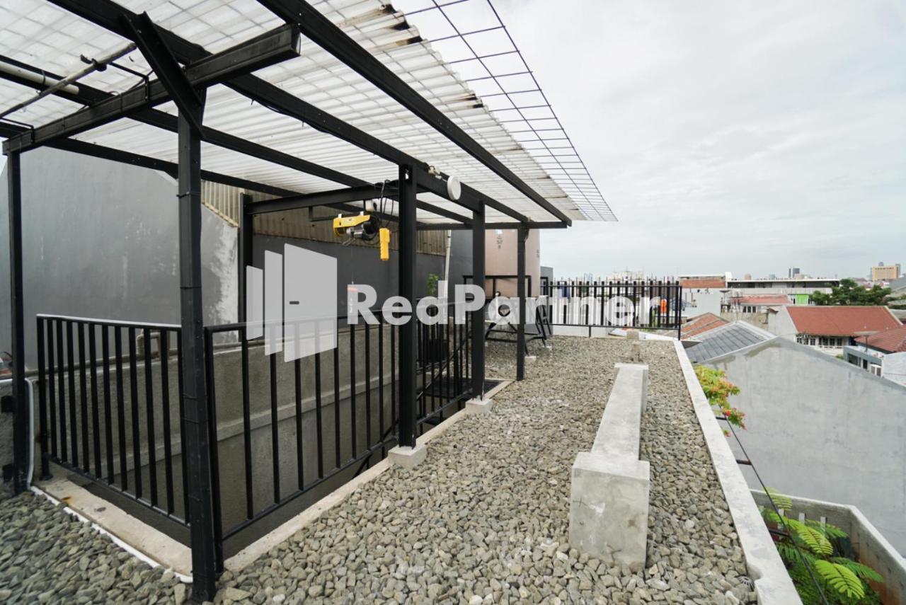 Tomang Gelong Syariah Mitra Reddoorz